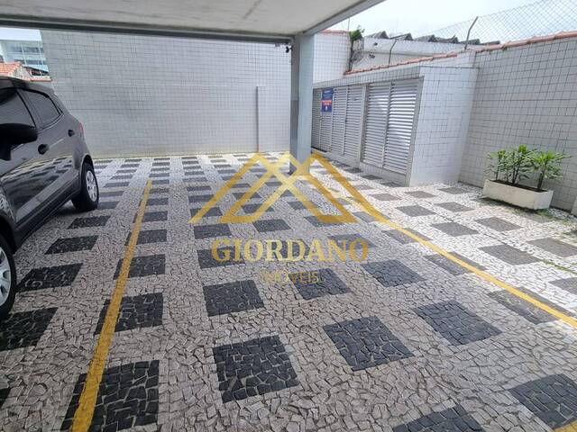 #28 - Apartamento para Venda em Santos - SP