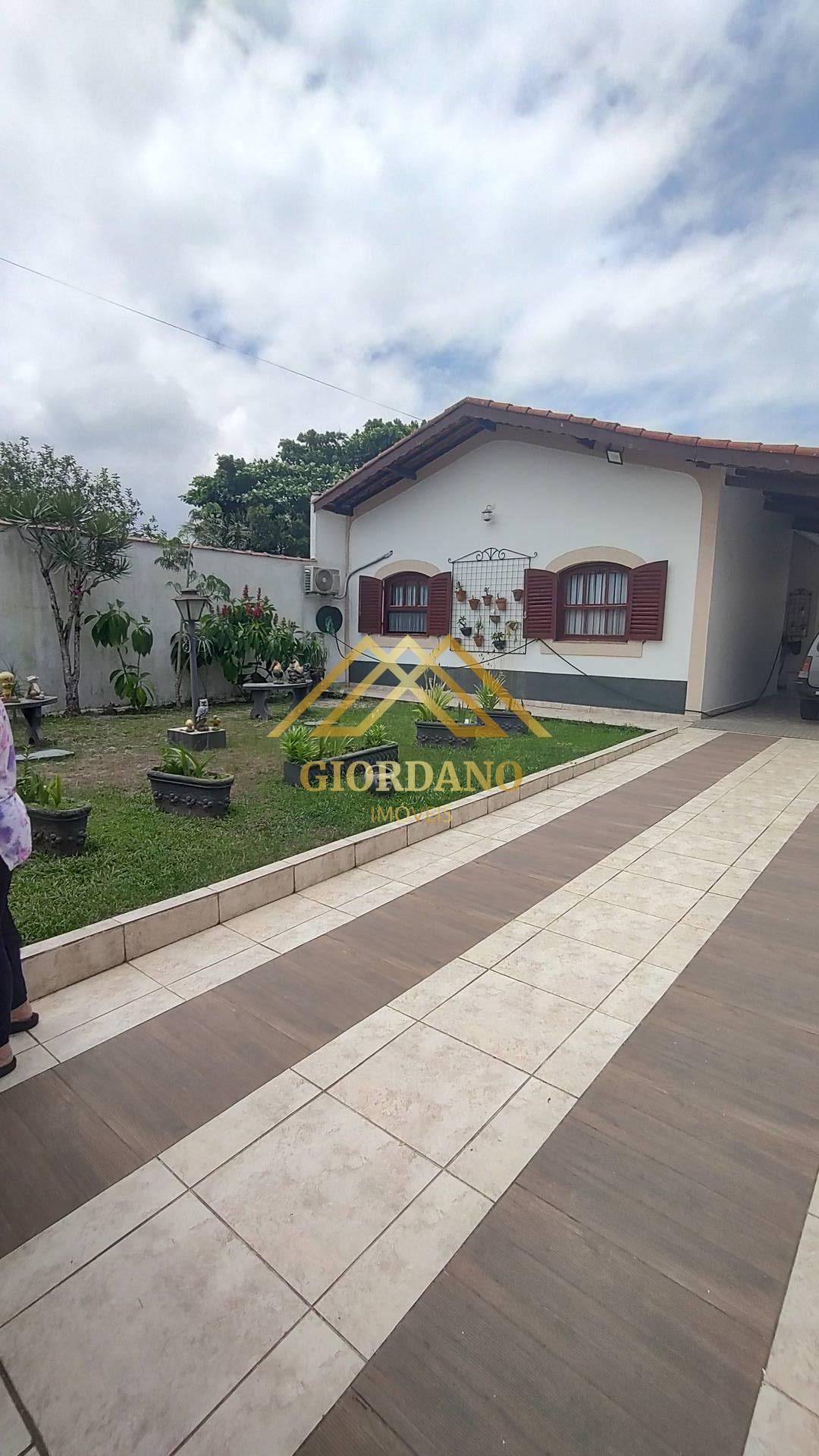 Casa, 3 quartos, 130 m² - Foto 1