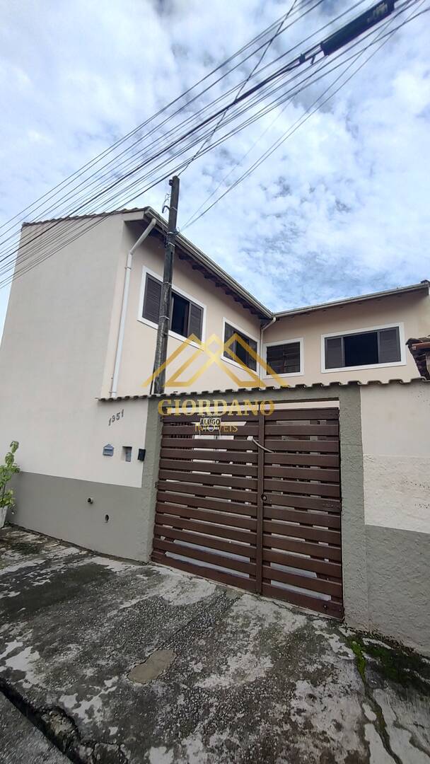 Casa, 3 quartos, 85 m² - Foto 1